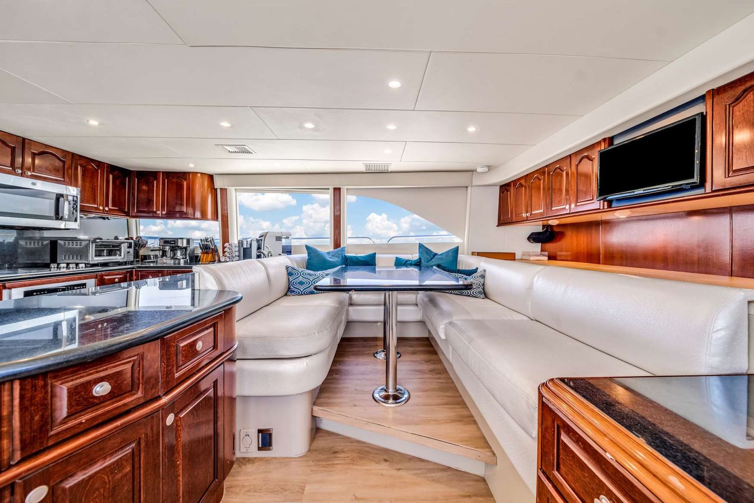 yacht-536949
