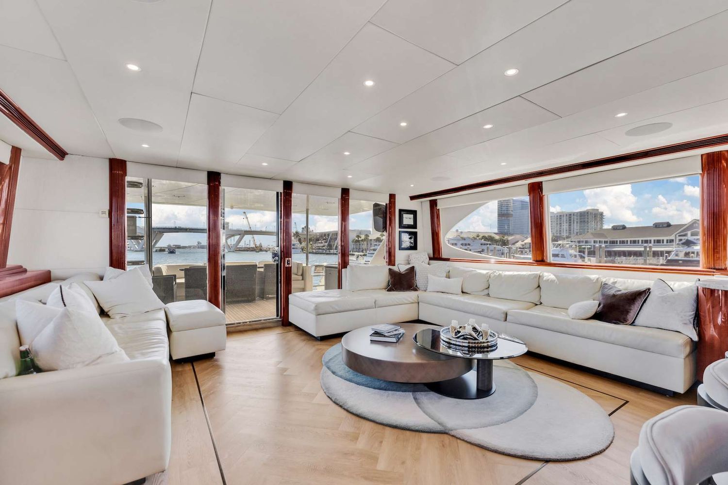 yacht-536933
