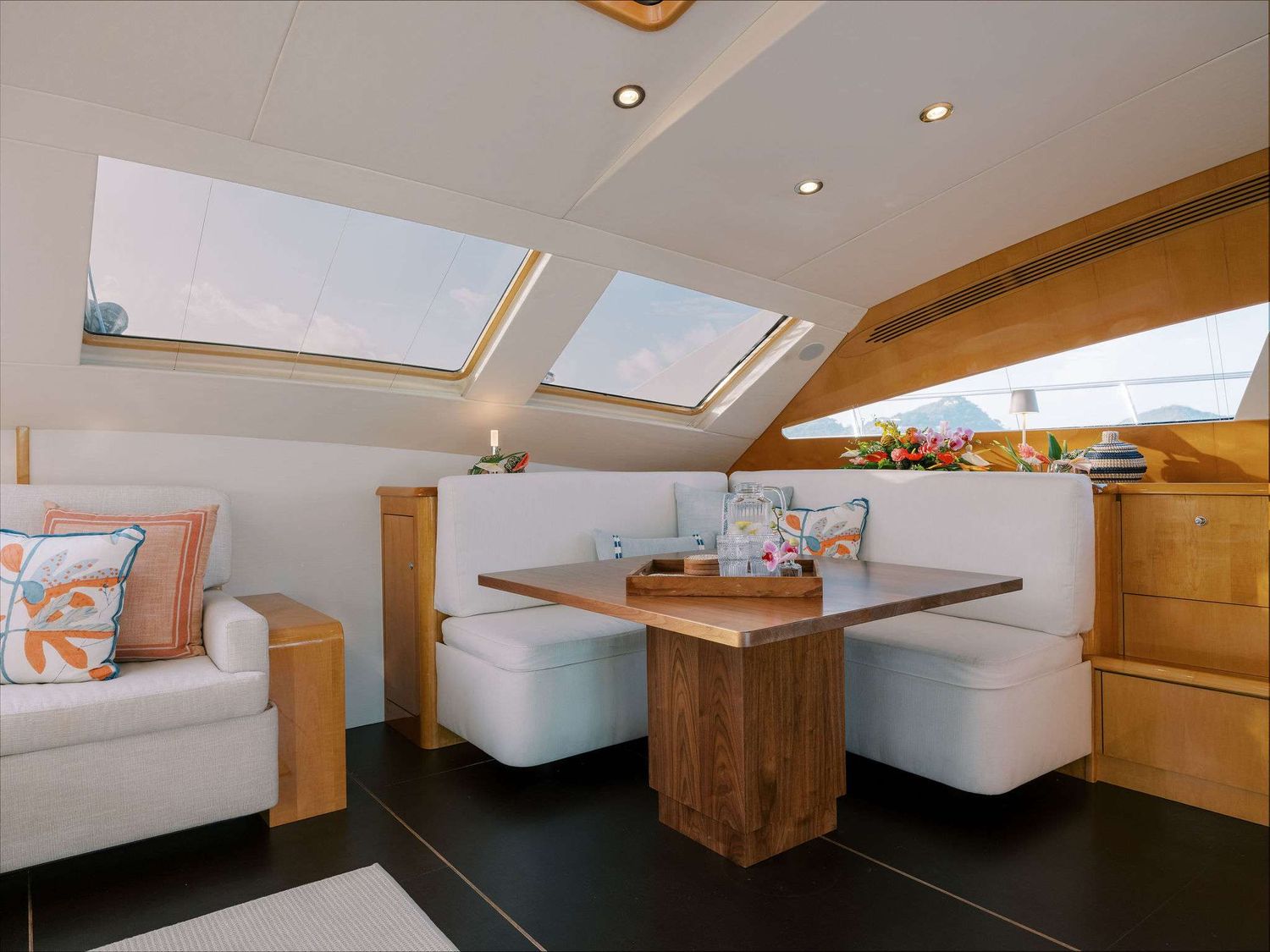 yacht-537728