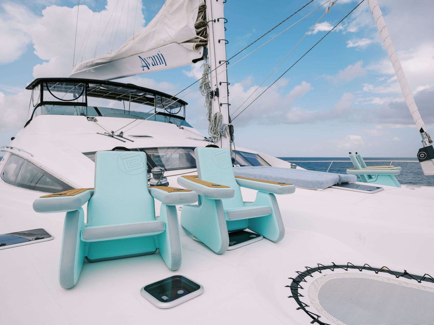 yacht-537736