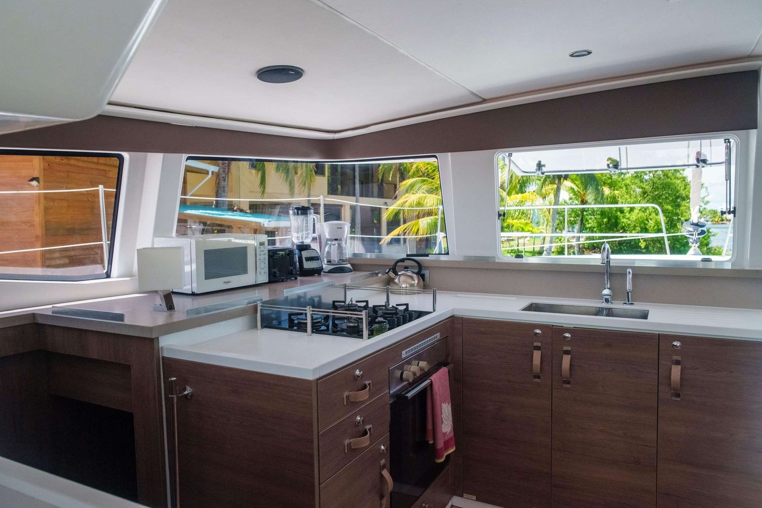 yacht-537370