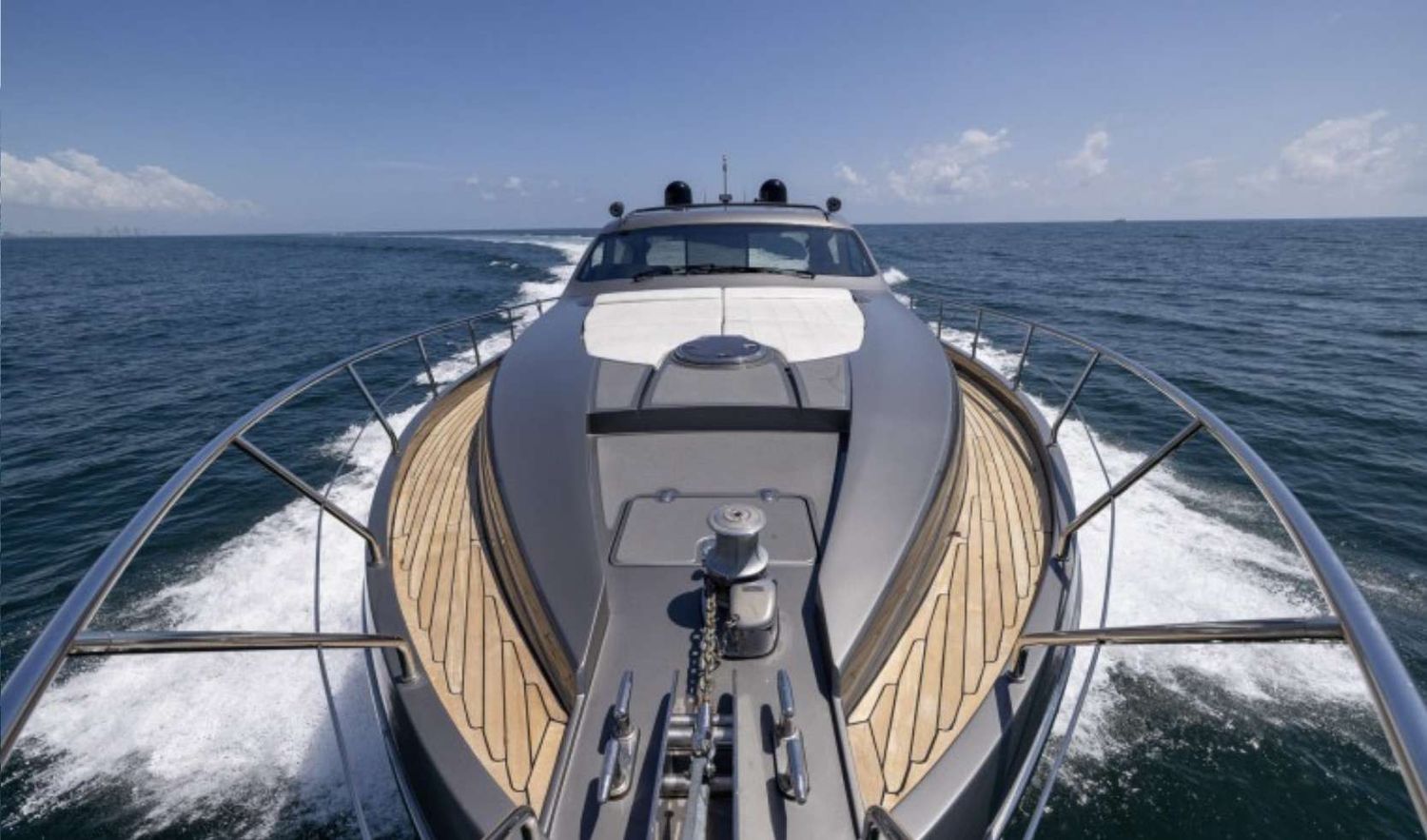 yacht-537389