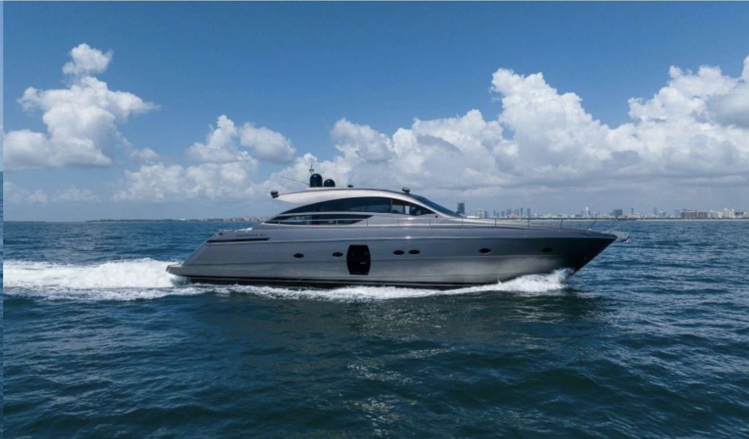 yacht-537393