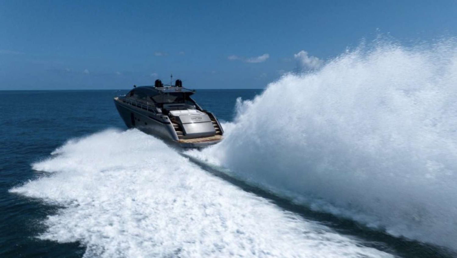 yacht-537395