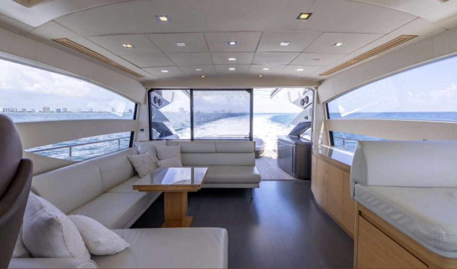 yacht-537379