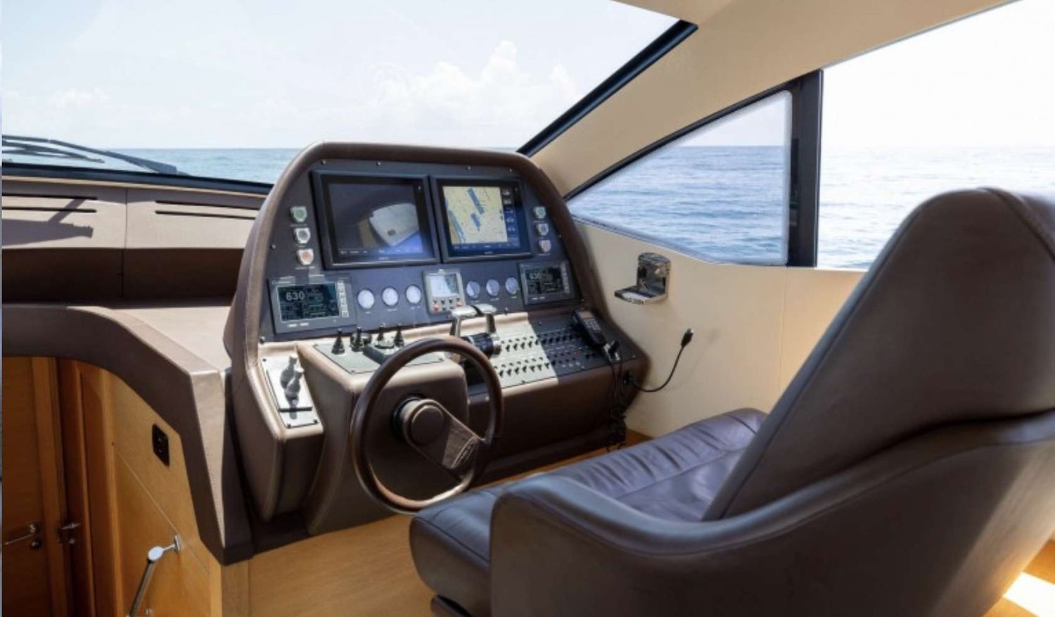 yacht-537382
