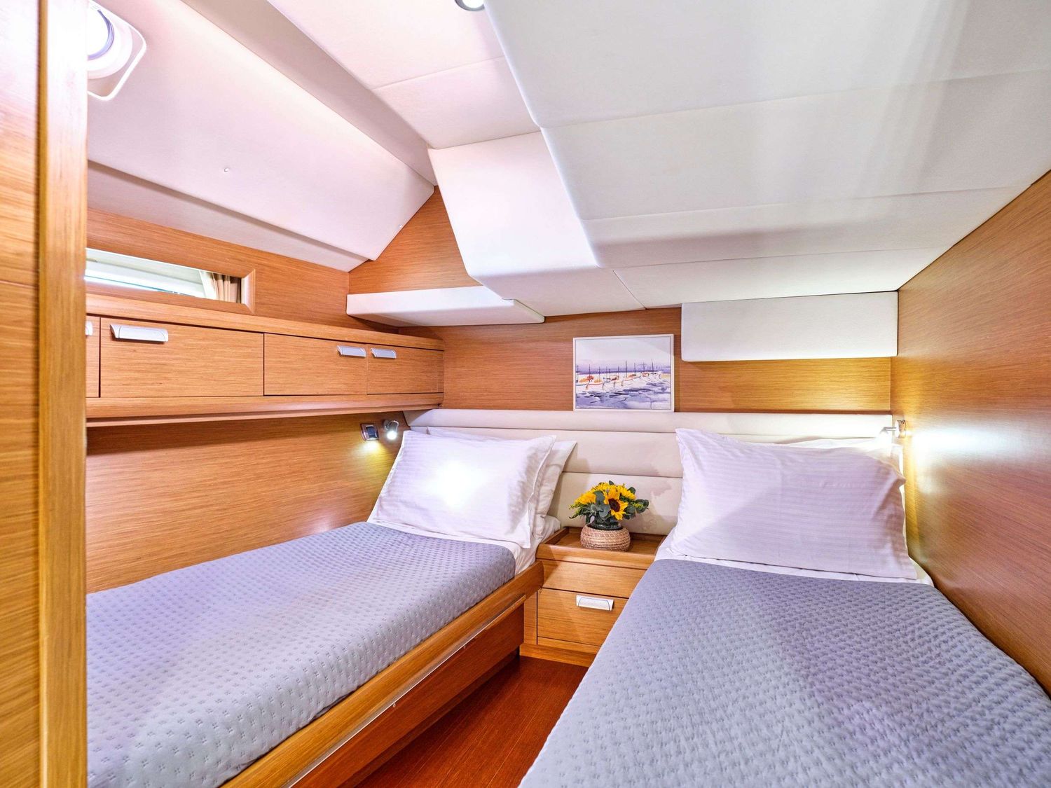 yacht-537750