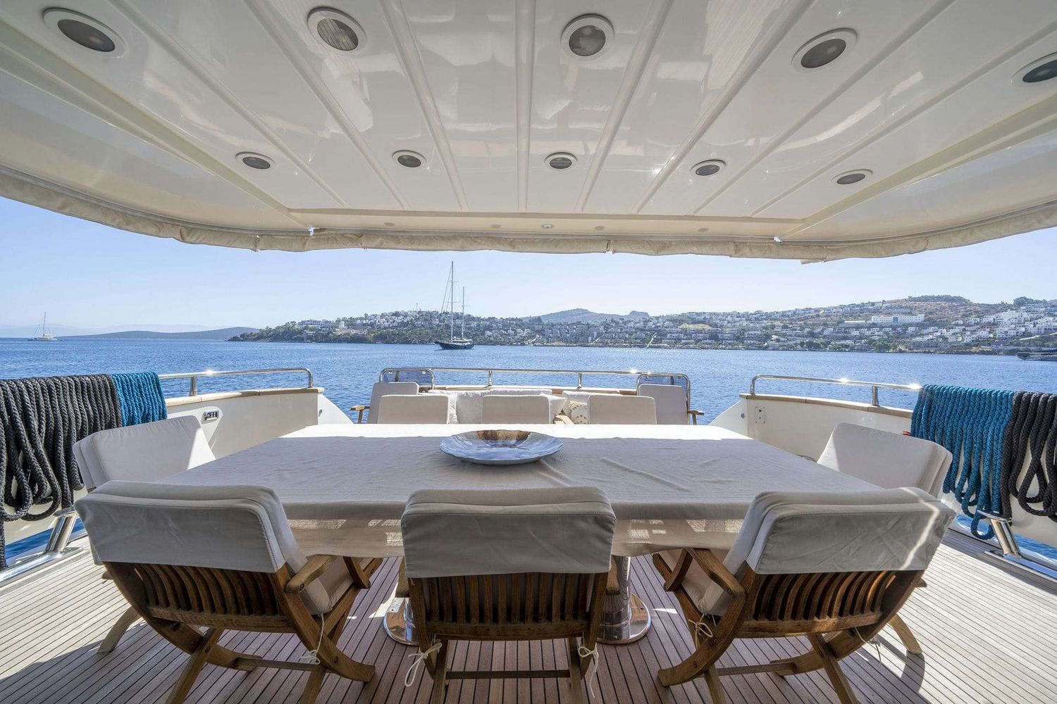 yacht-537563
