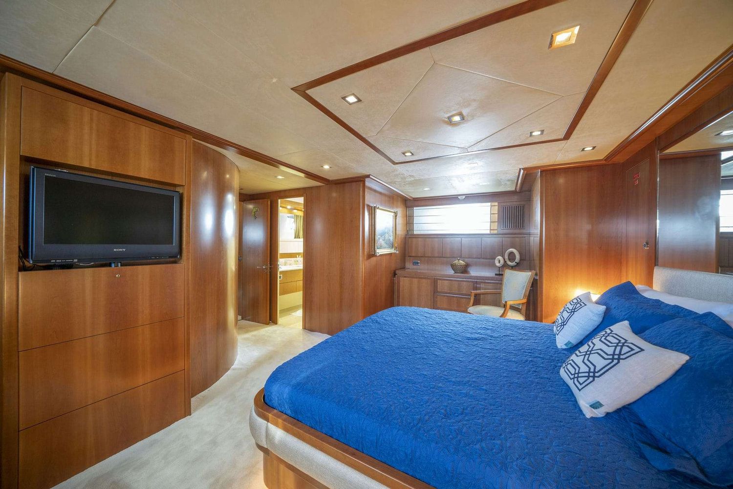 yacht-537567