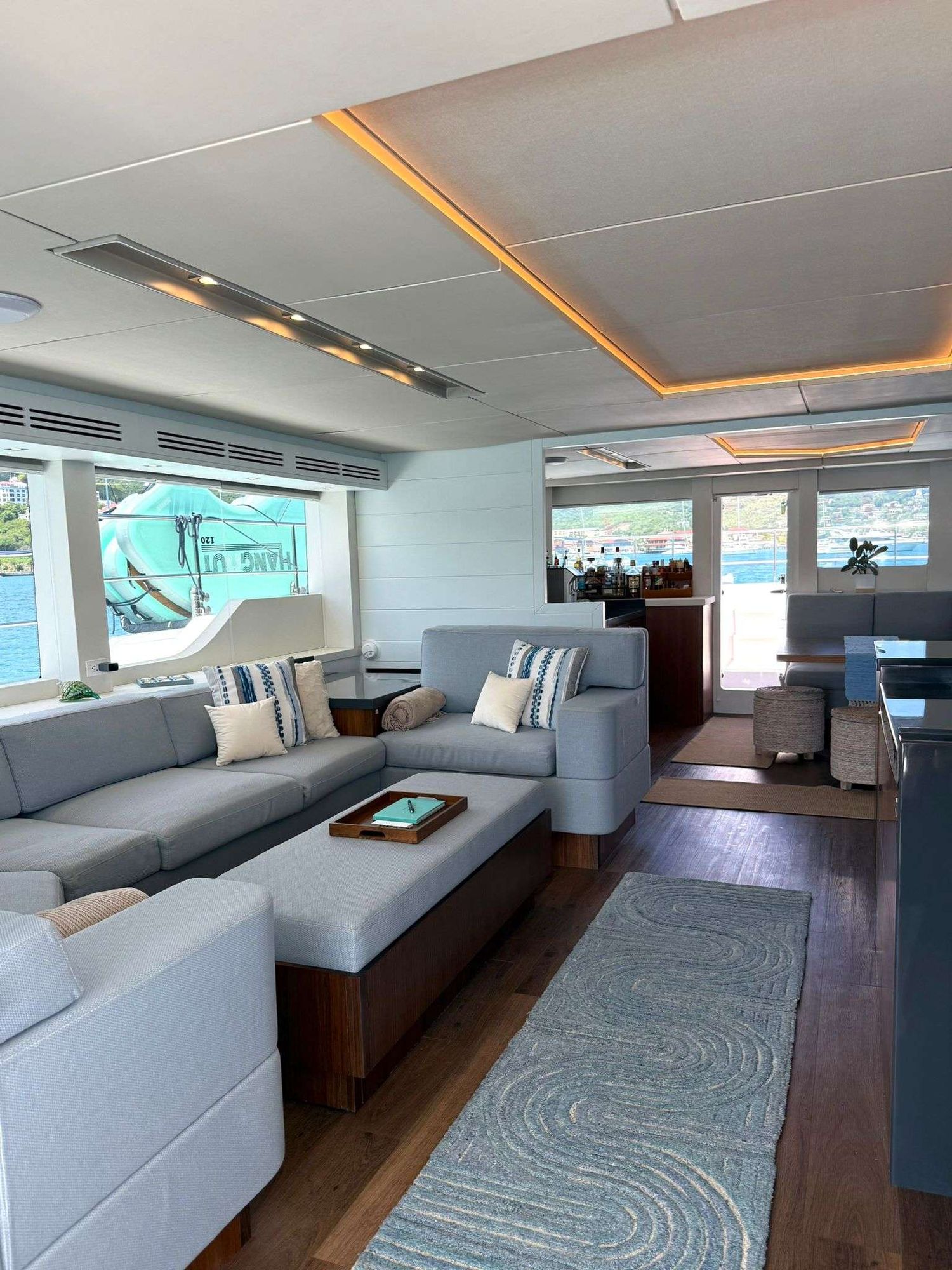 yacht-541806