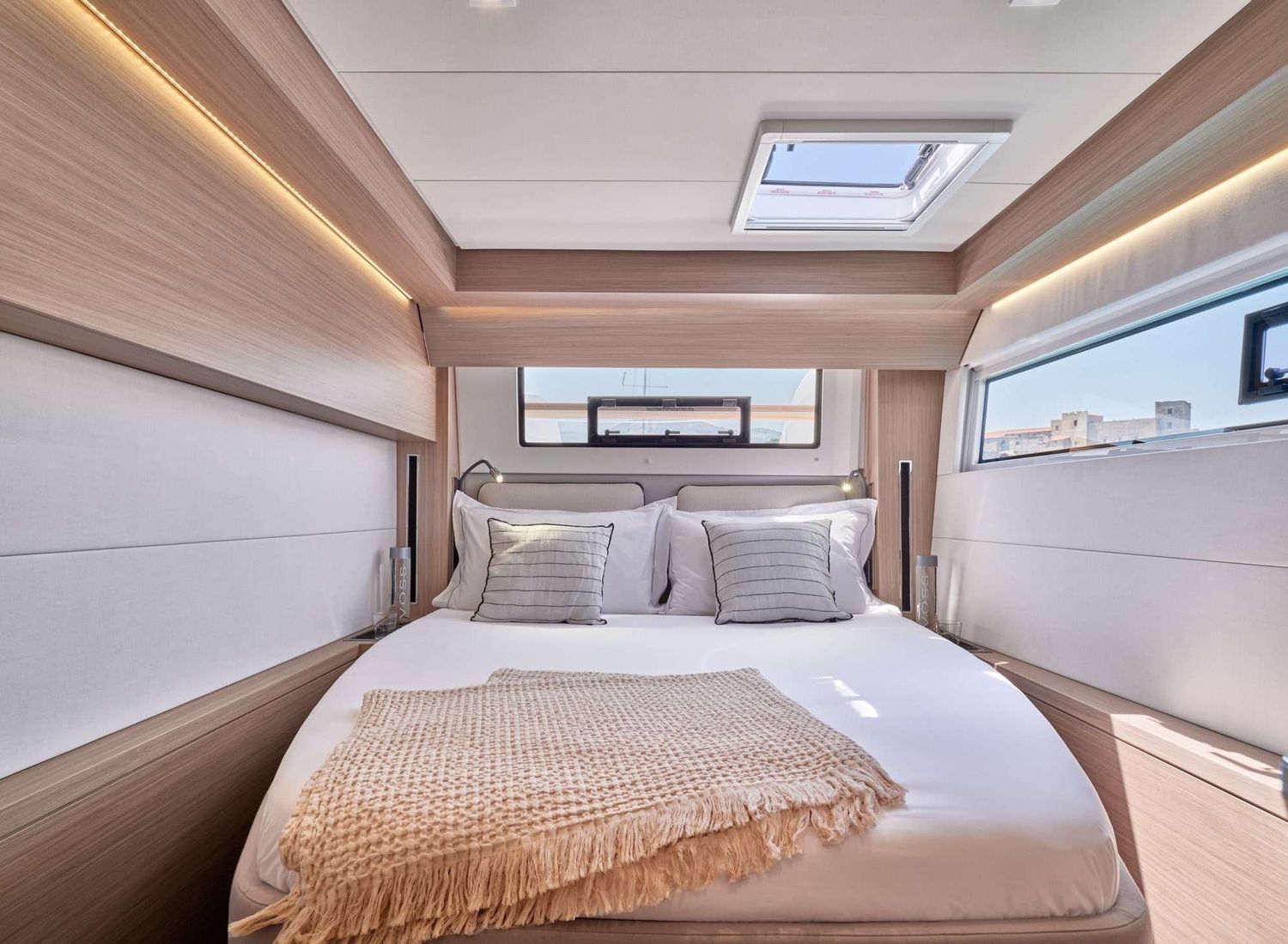 yacht-537784