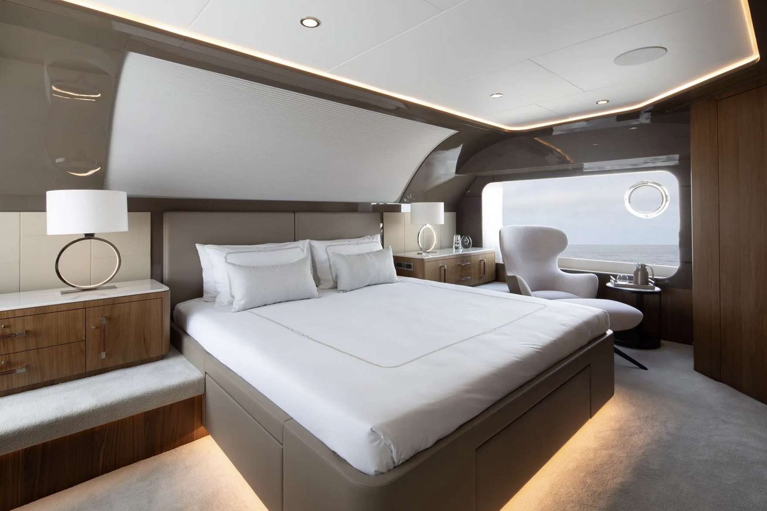 yacht-538315