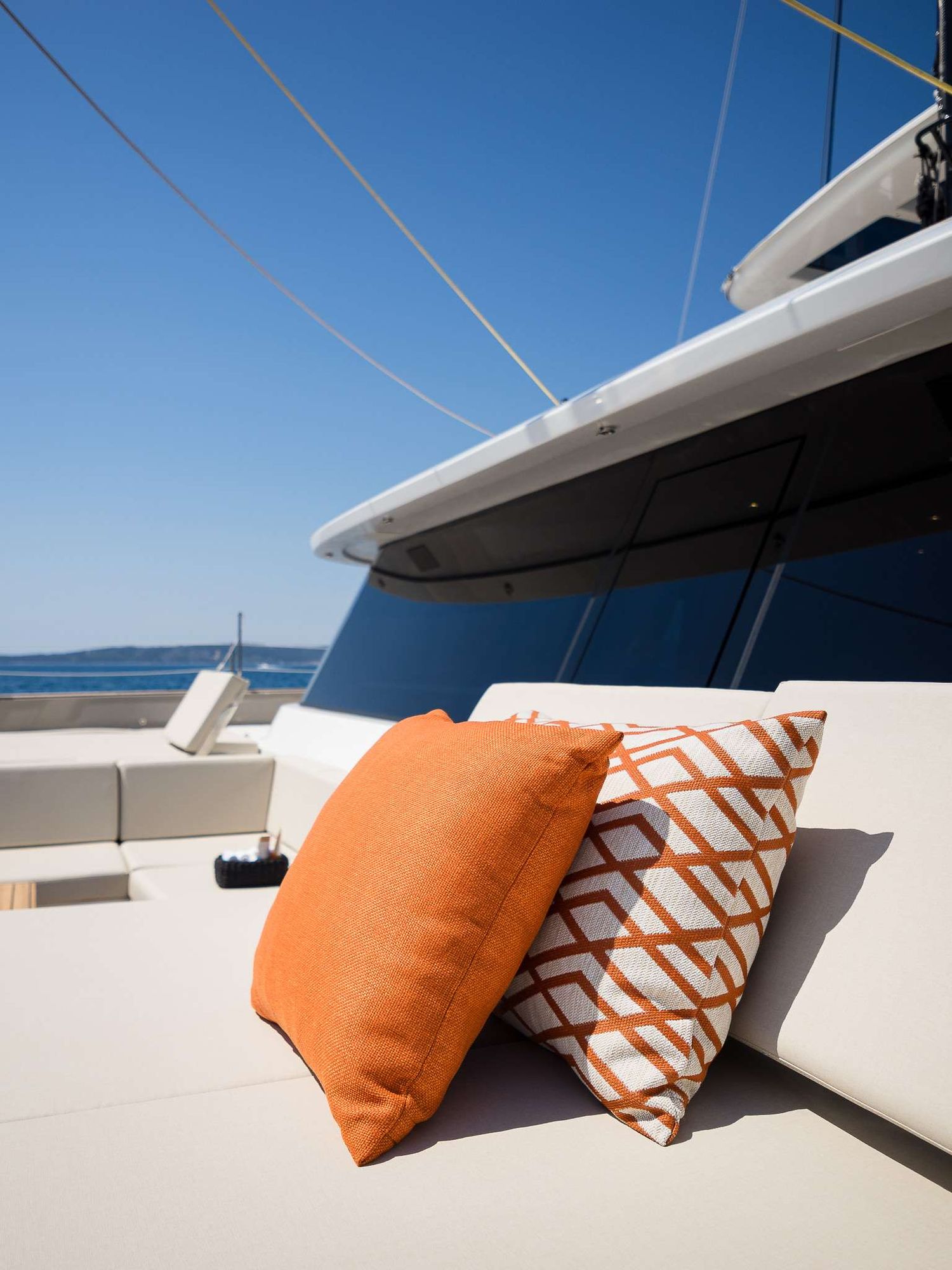 yacht-548358
