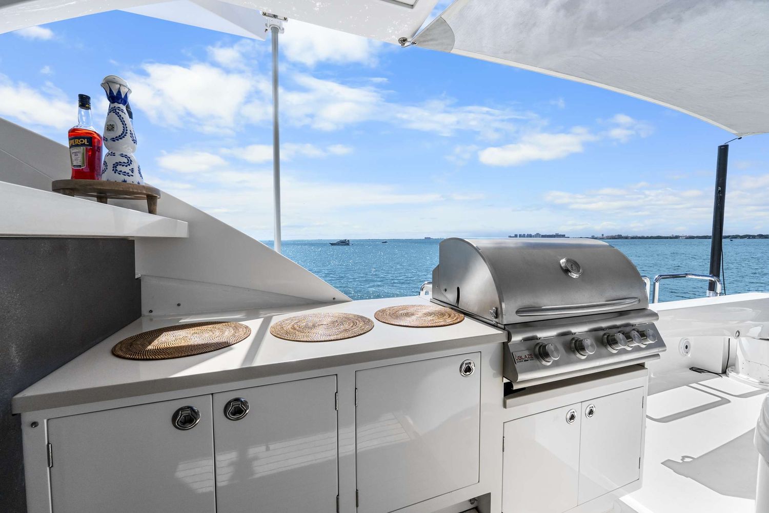 yacht-538133
