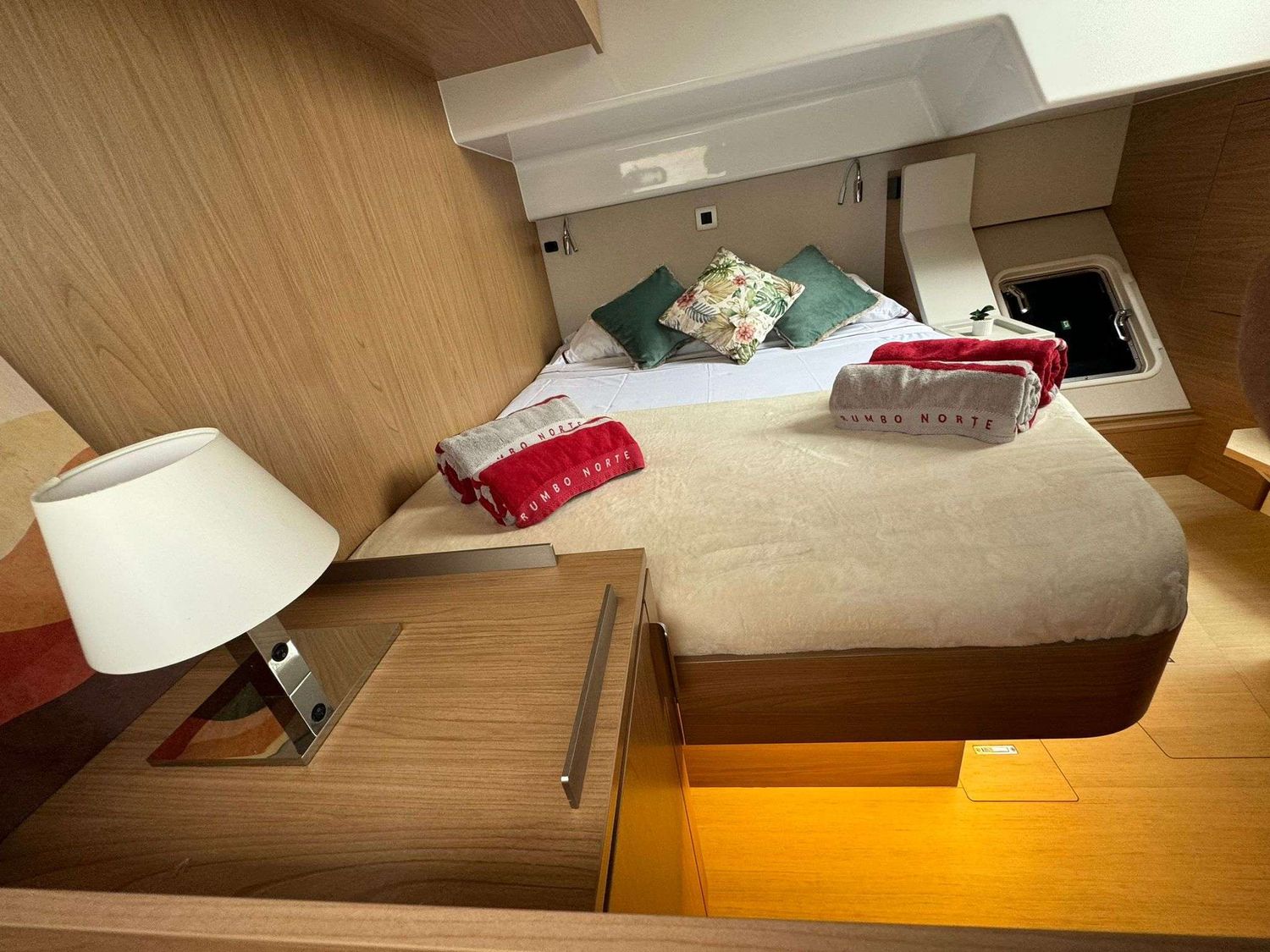 yacht-538501