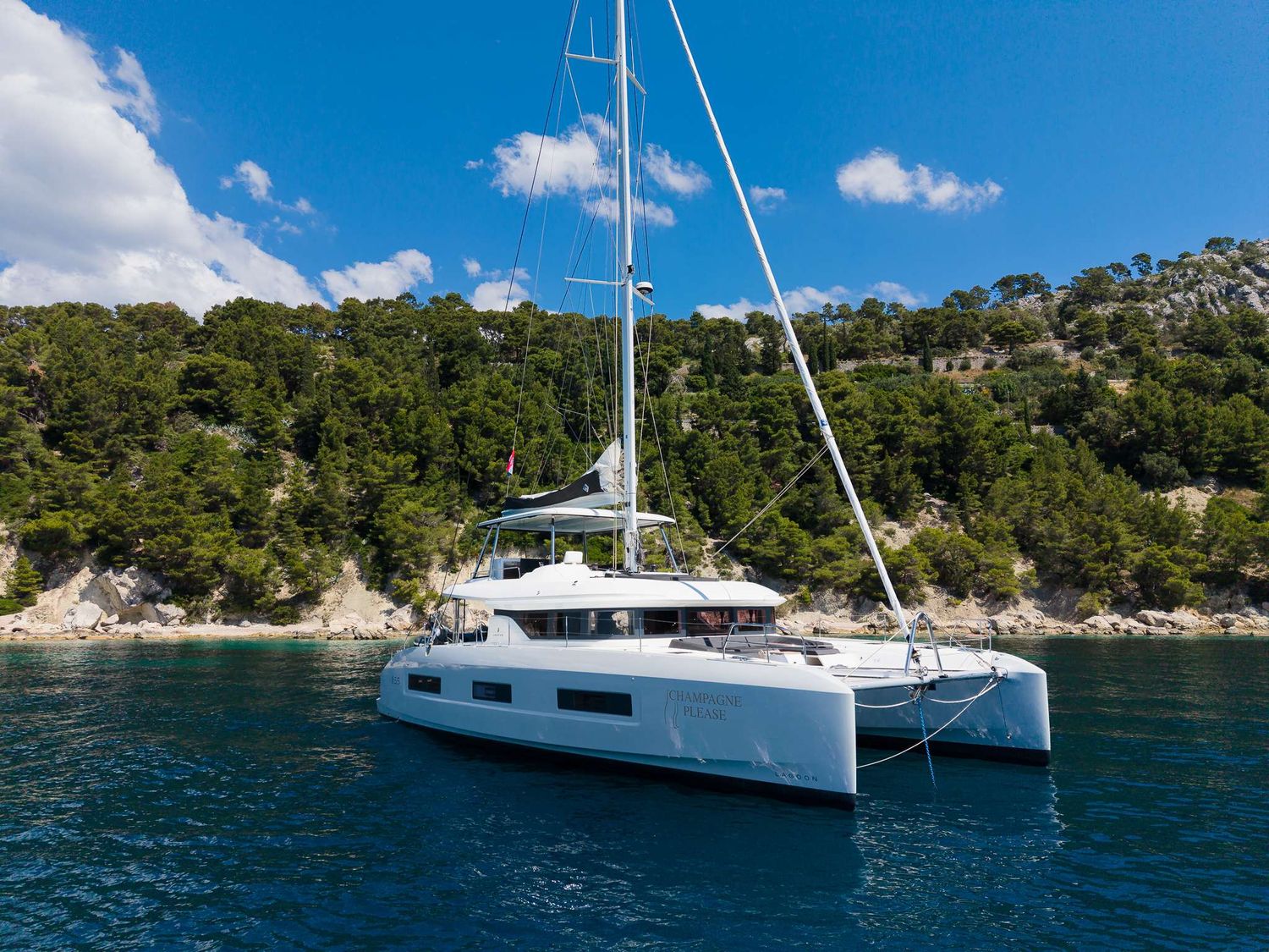 yacht-547805
