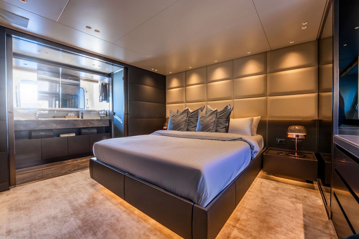 yacht-548269