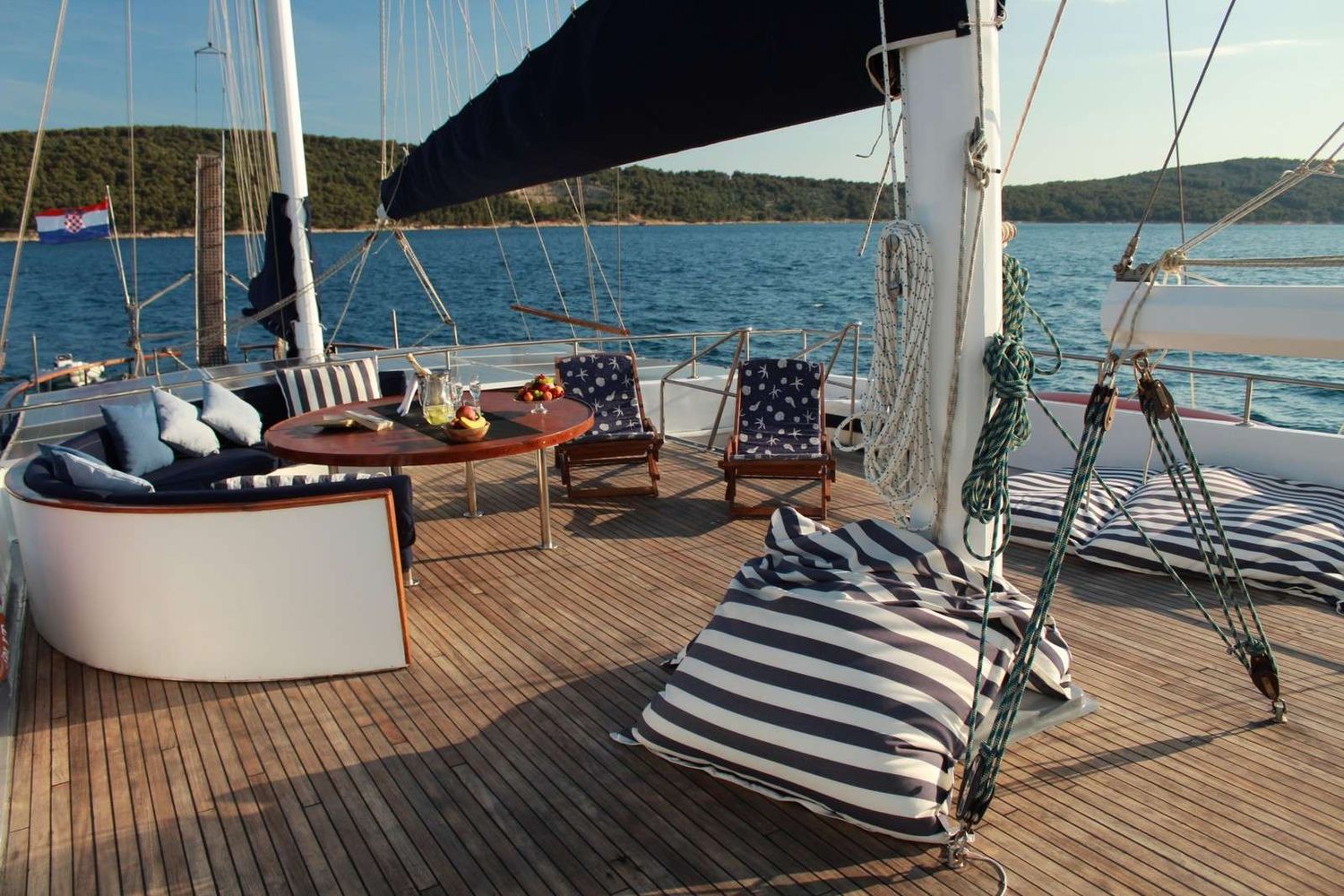 yacht-546171