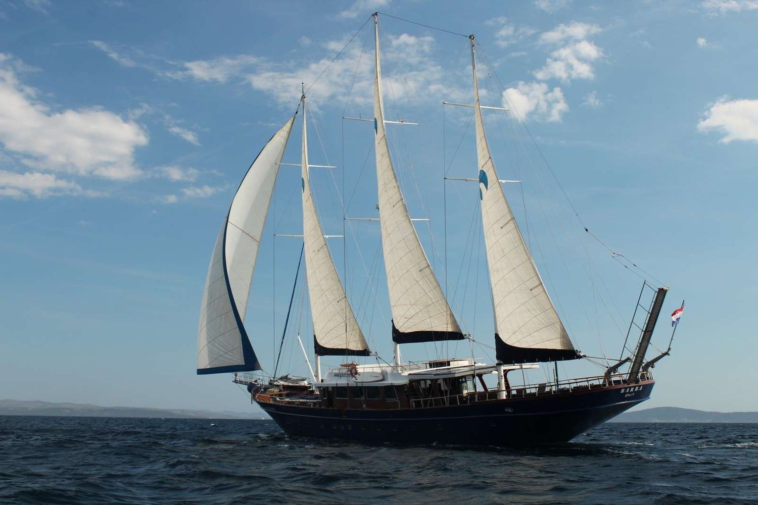 yacht-546178