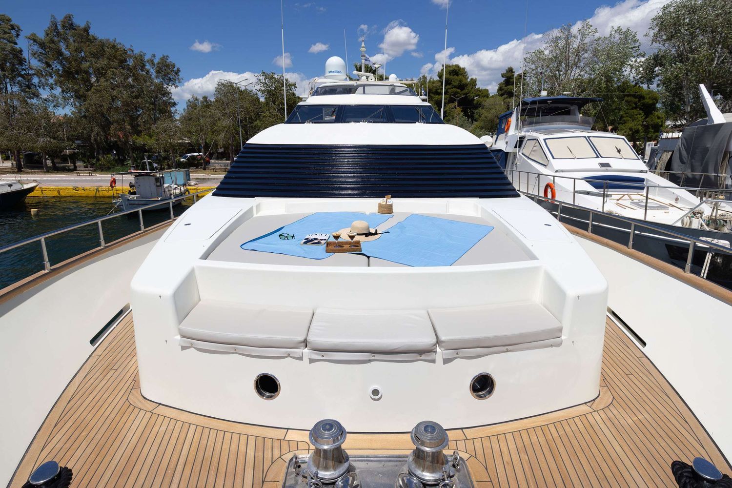 yacht-547577