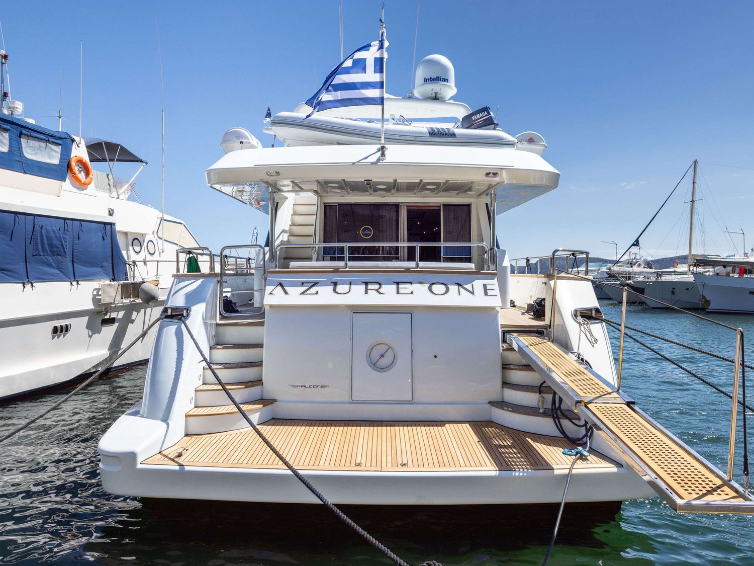 yacht-547579