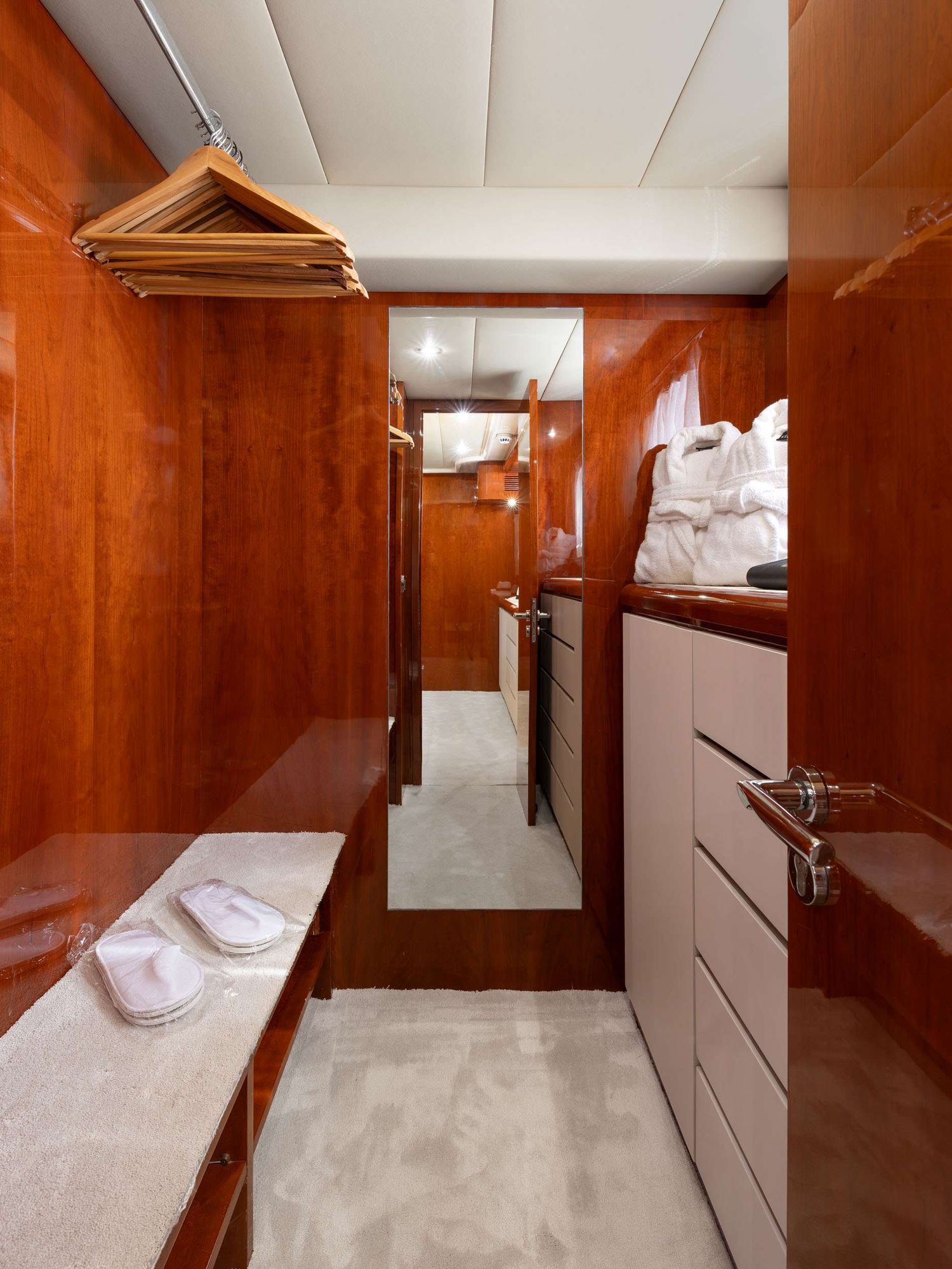 yacht-547571