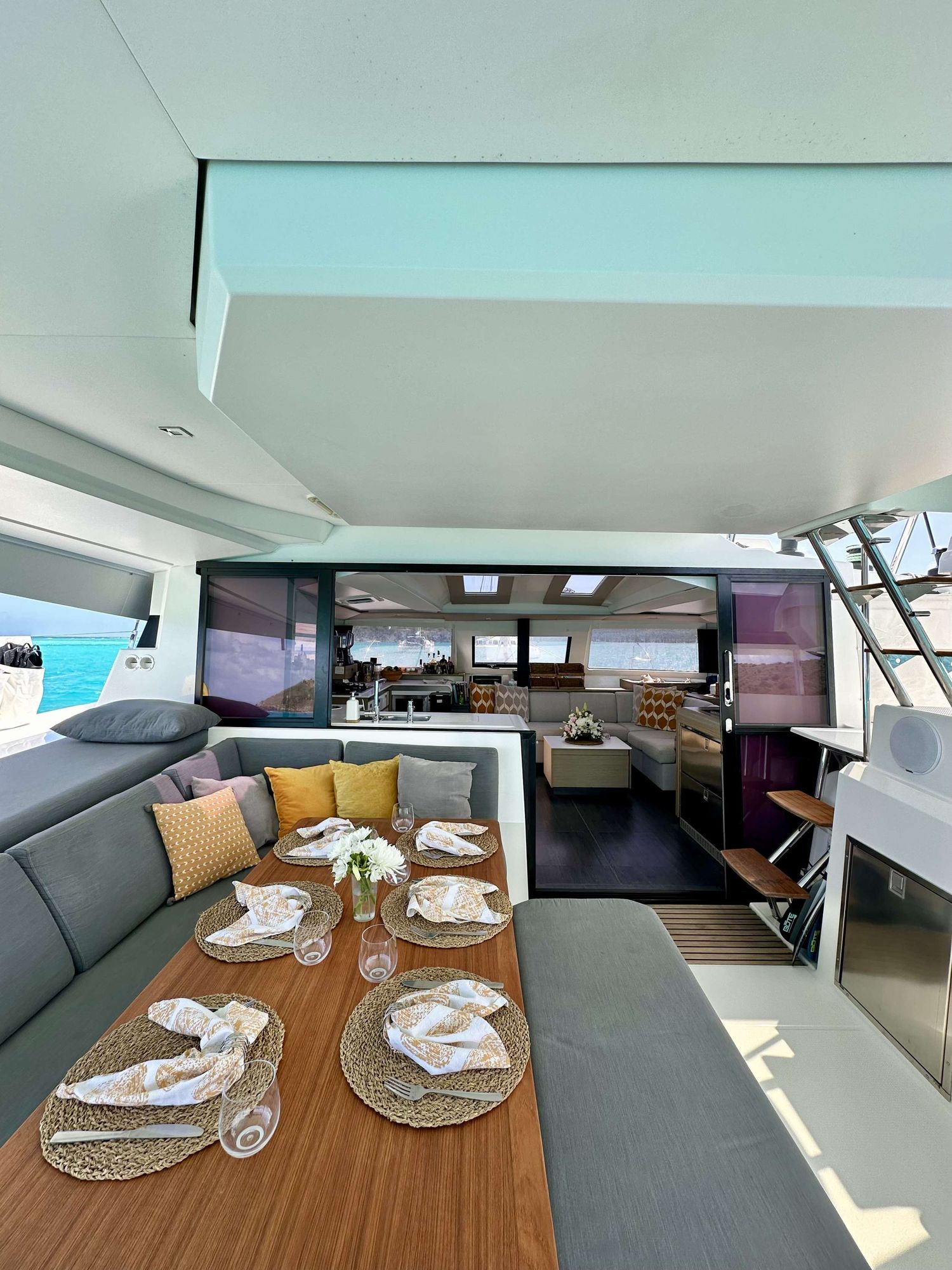 yacht-548102
