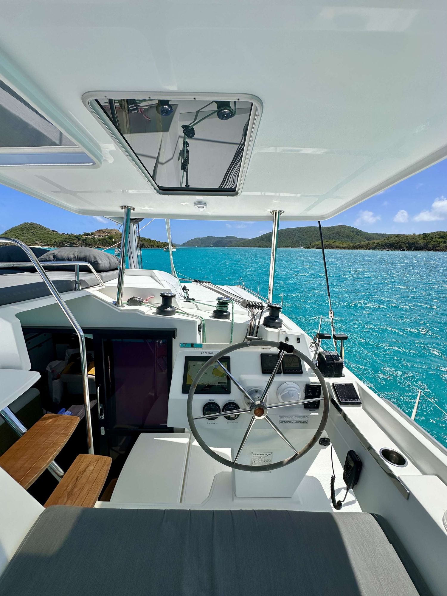 yacht-548103