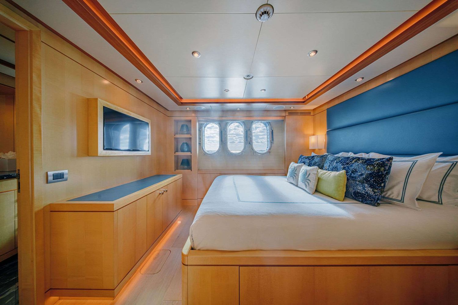 yacht-547219