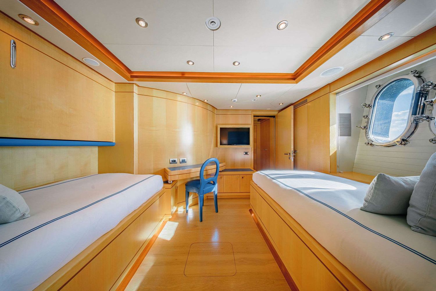 yacht-547220