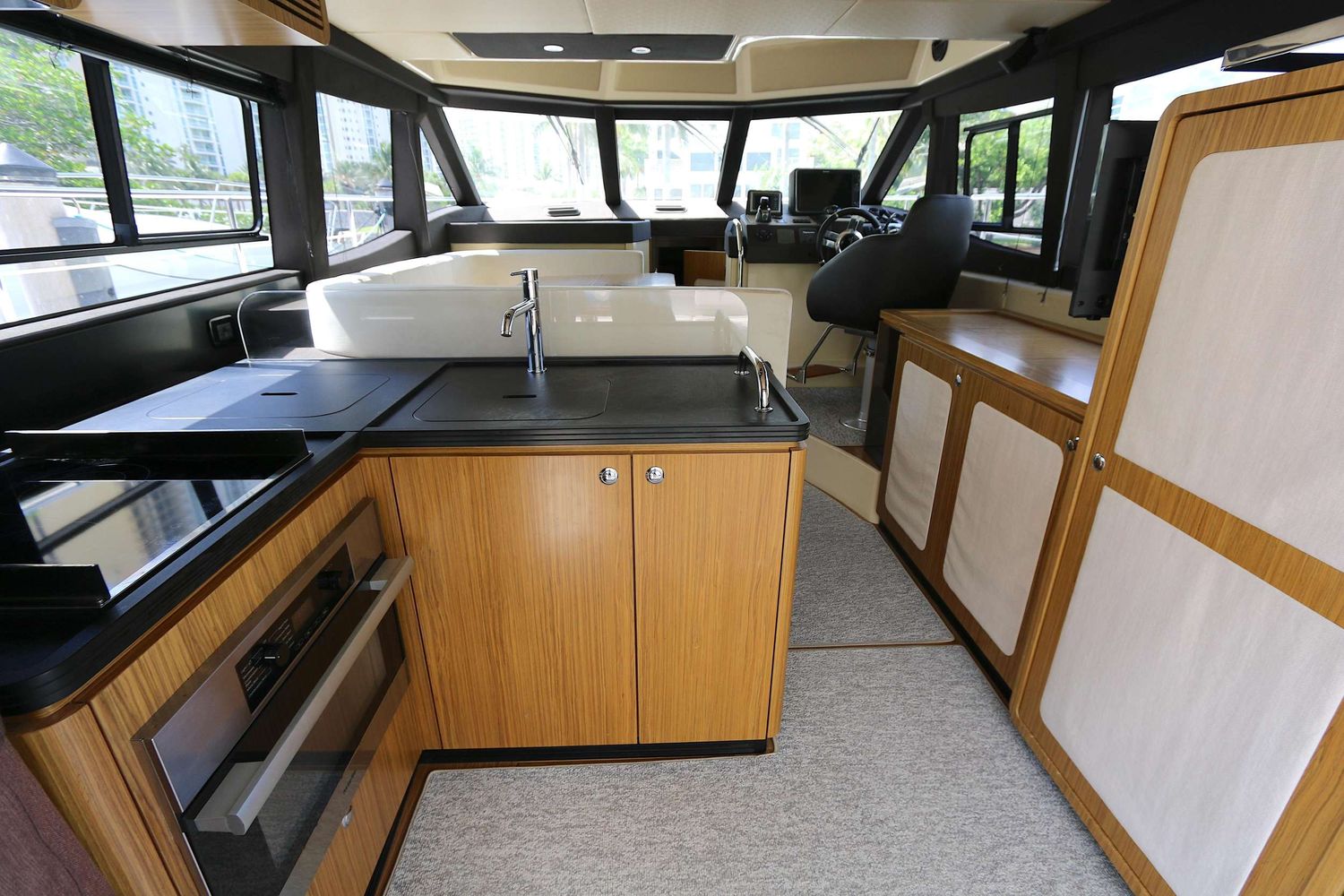 yacht-546545