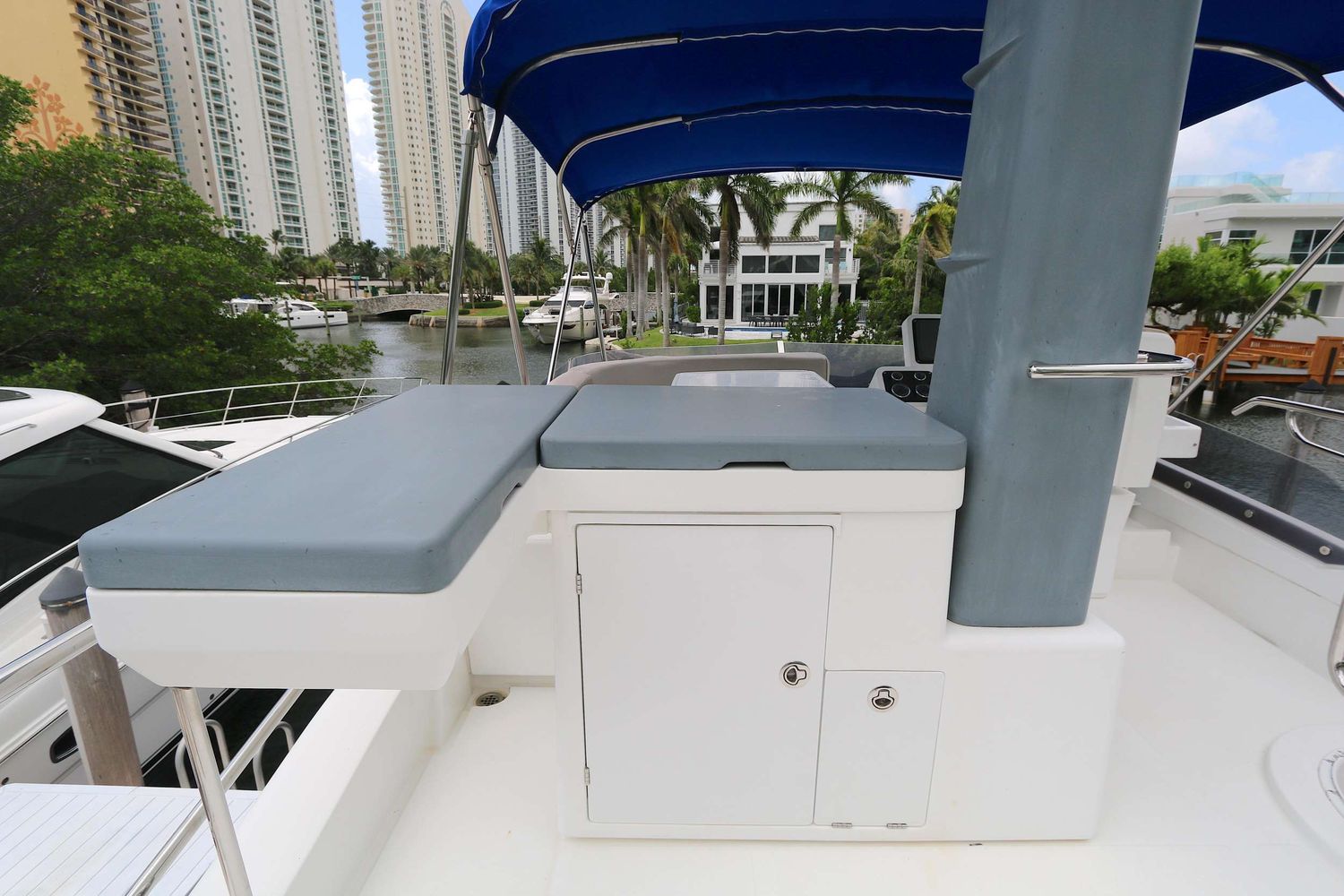 yacht-546546