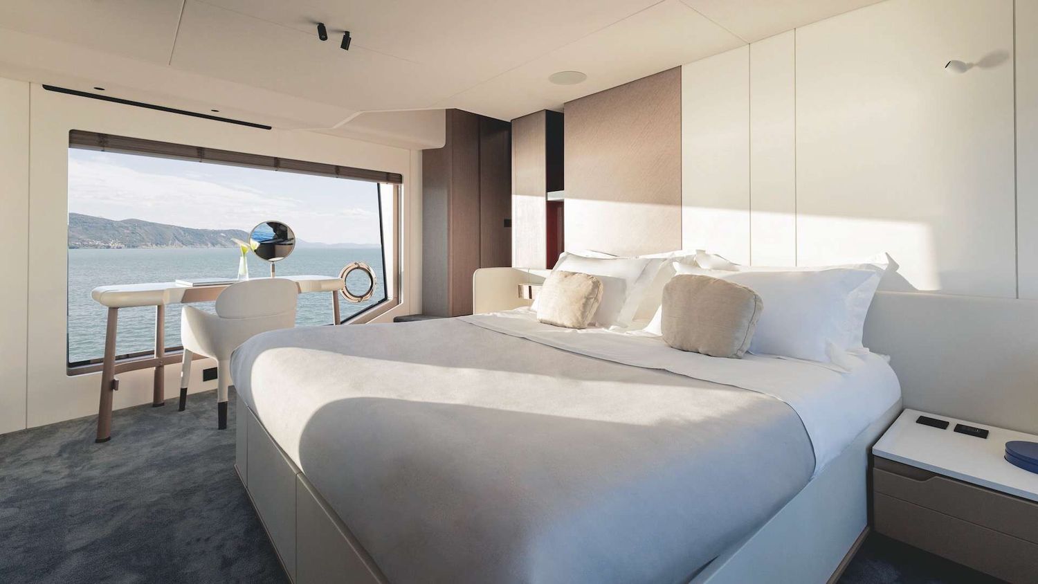 yacht-546614