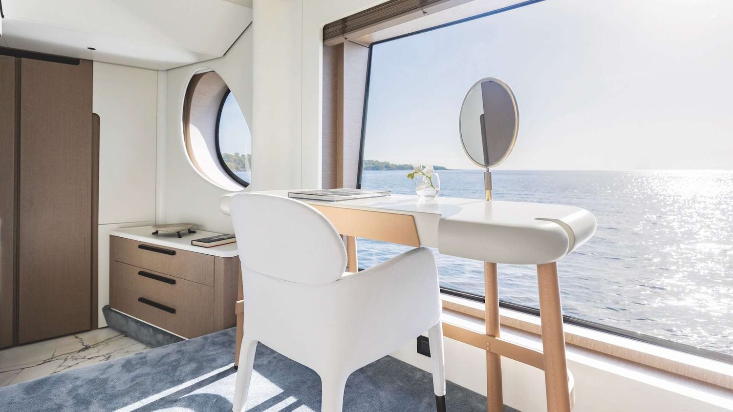 yacht-546616