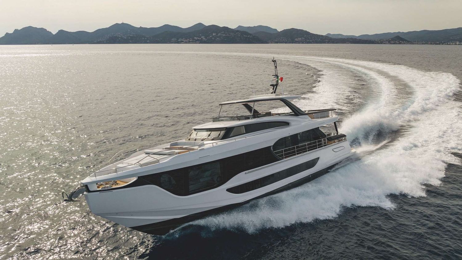 yacht-546605