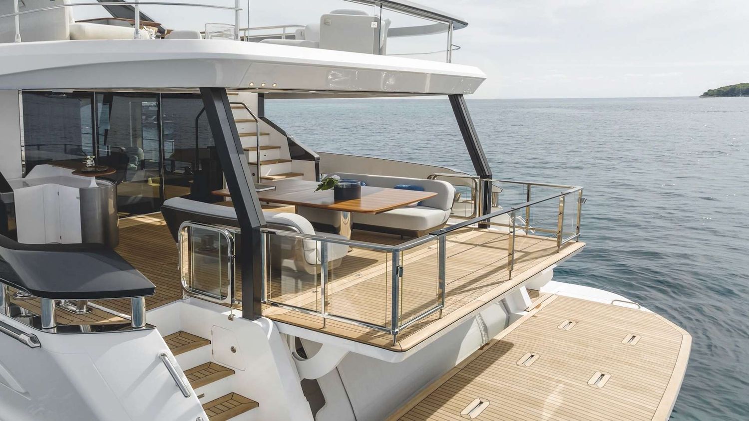 yacht-546607