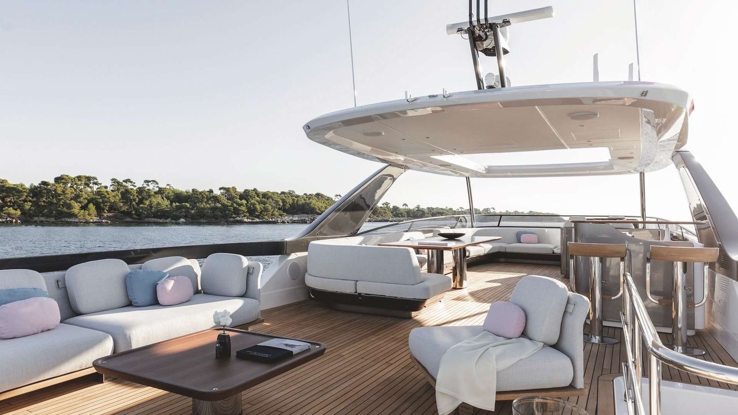yacht-546608