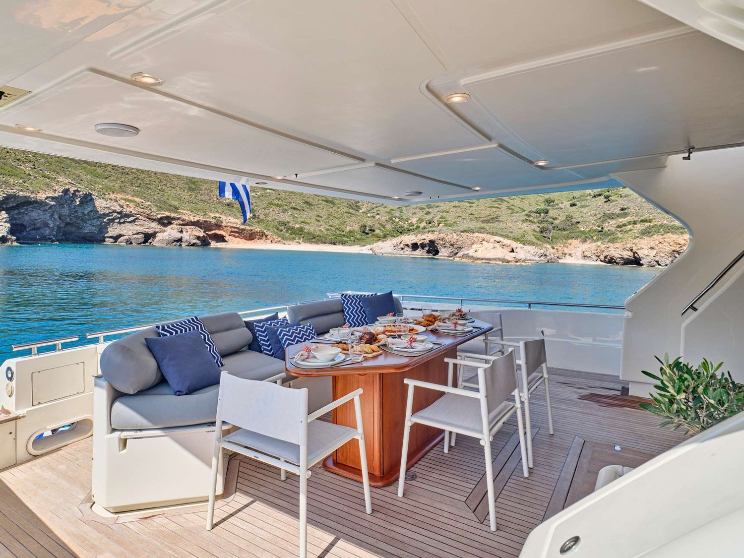 yacht-546713