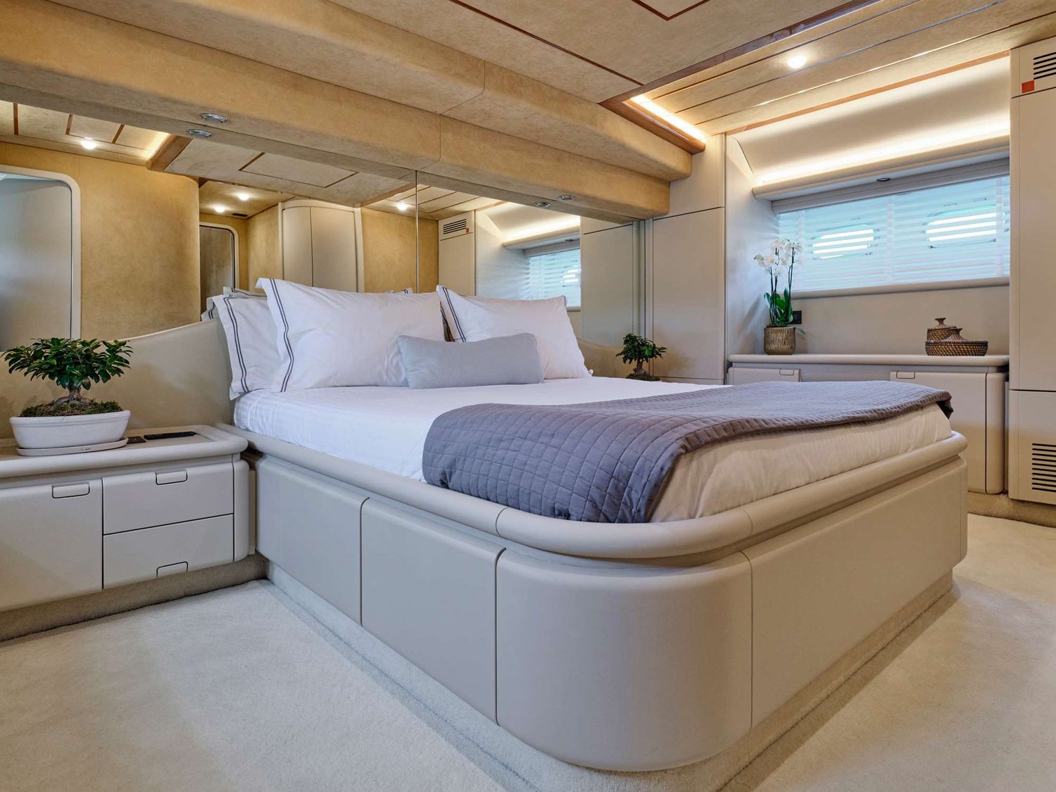 yacht-546706