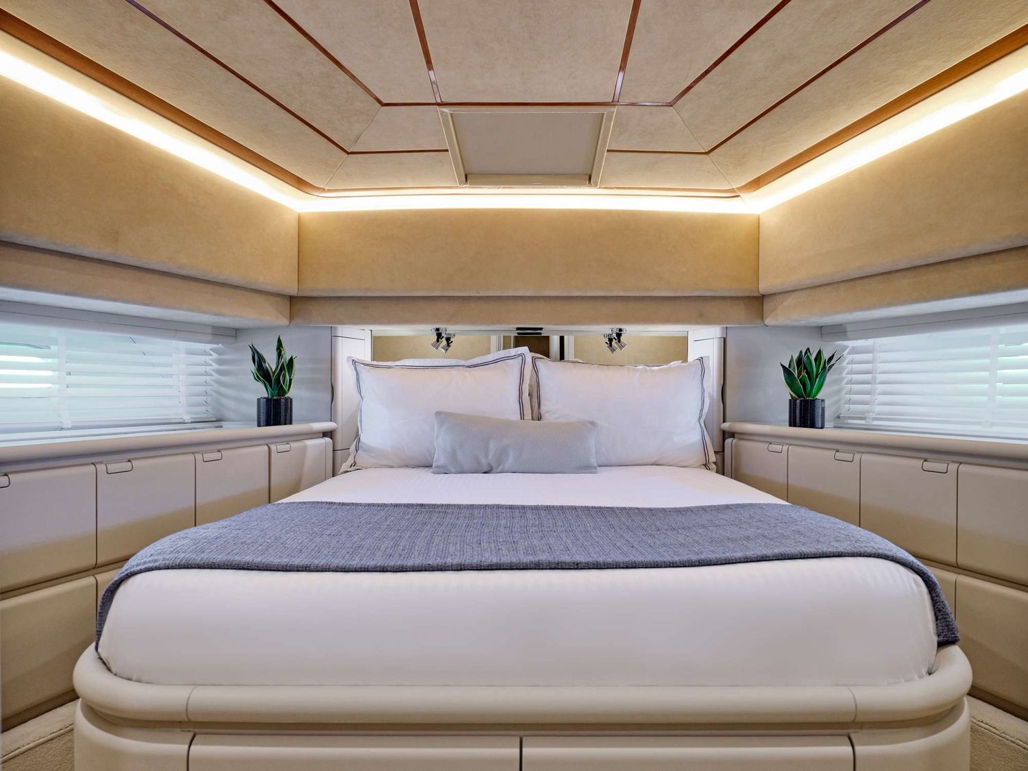 yacht-546707