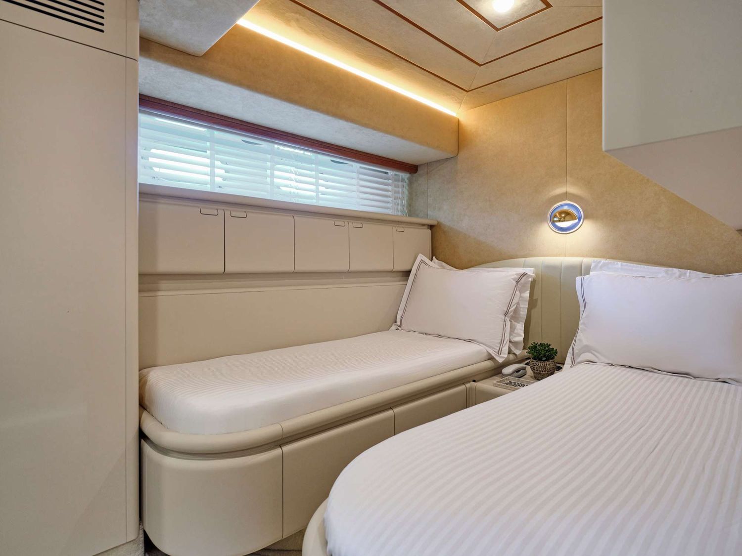 yacht-546708