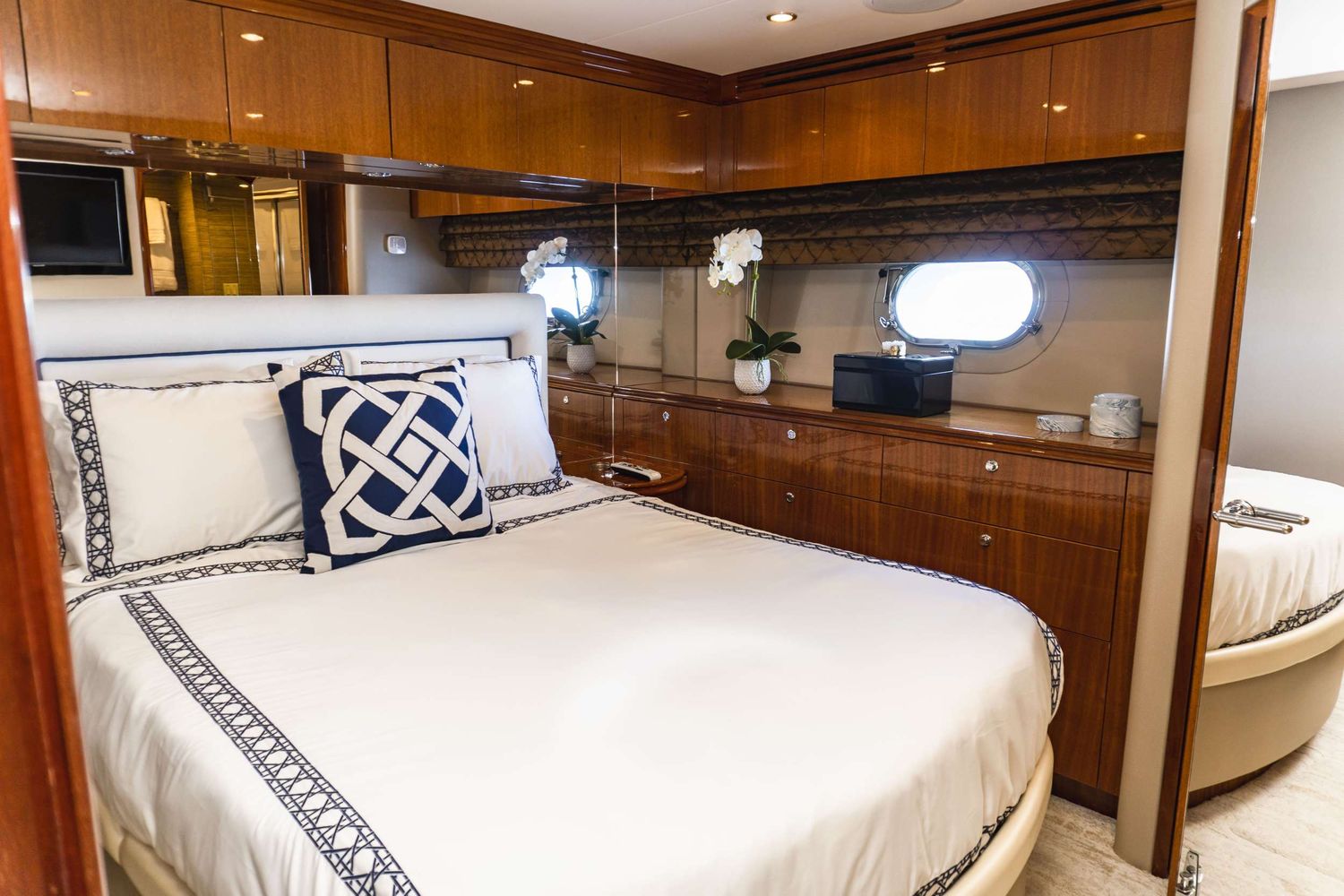 yacht-546635