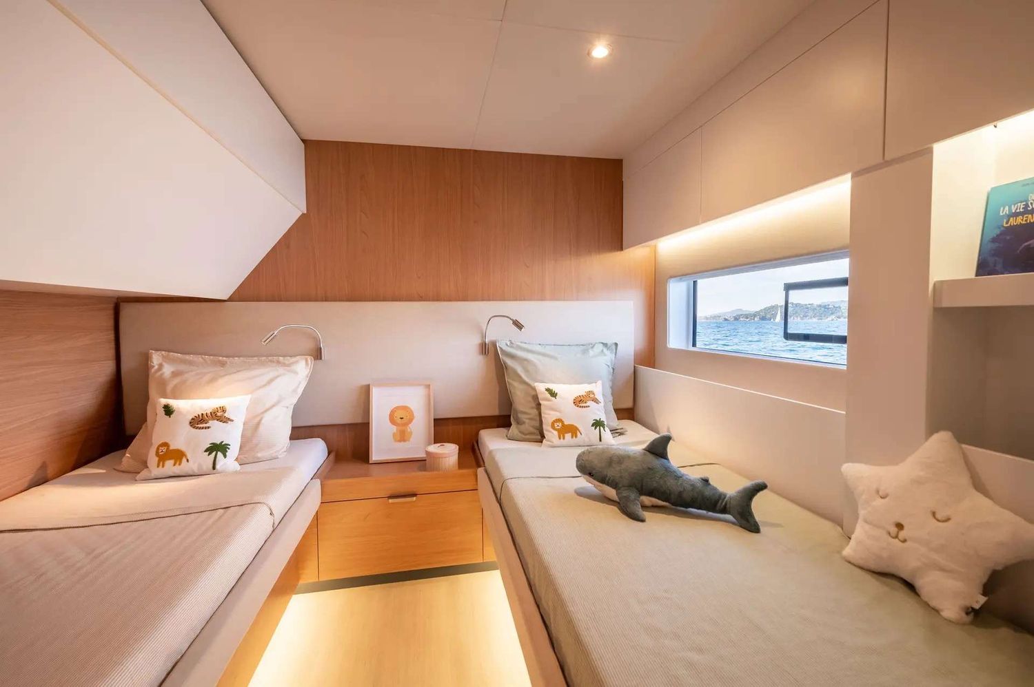 yacht-546752