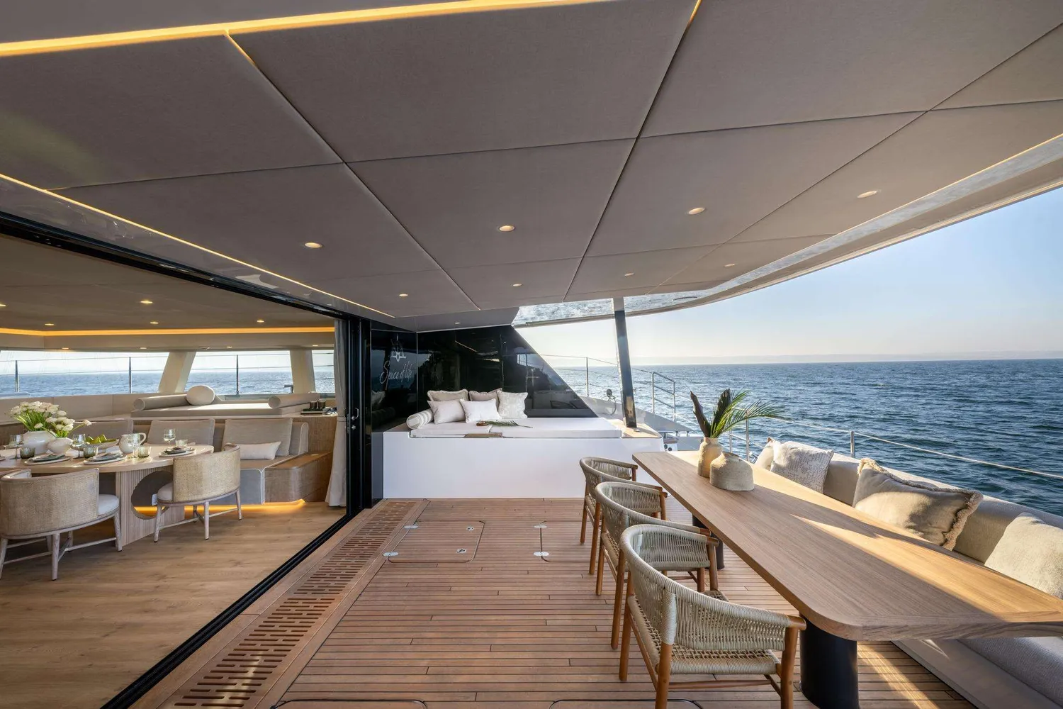 yacht-546885