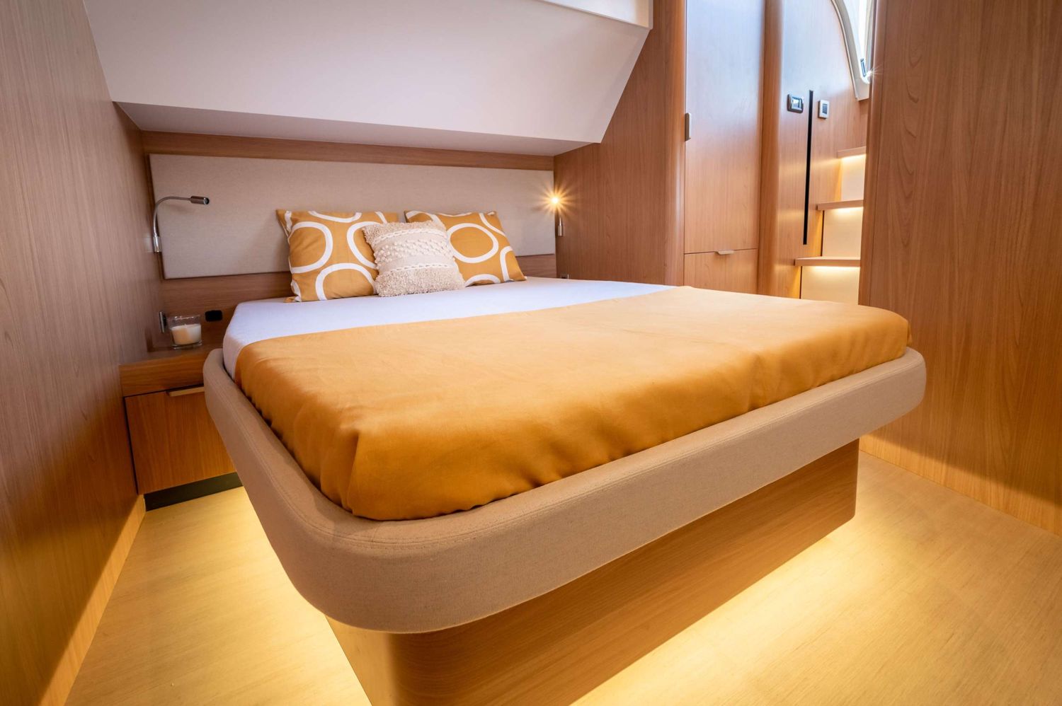 yacht-546761