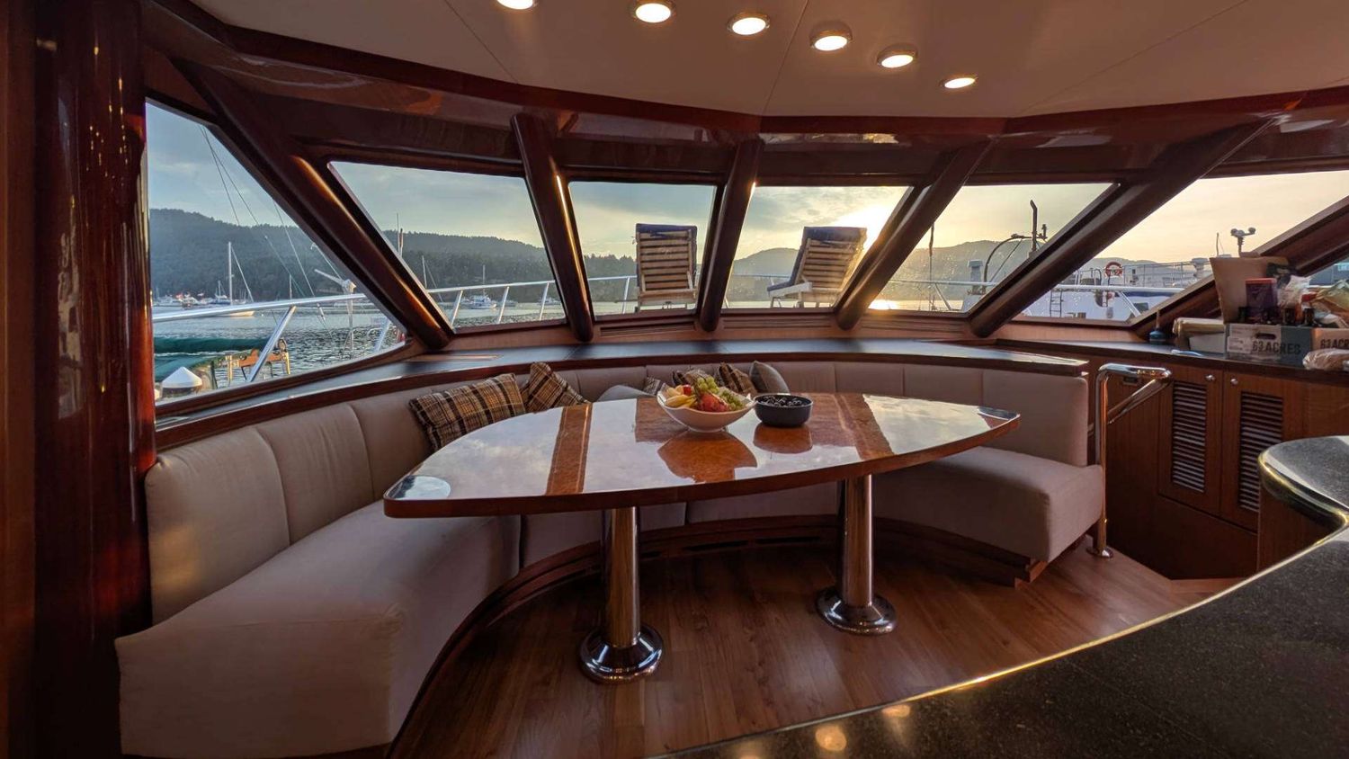 yacht-546779