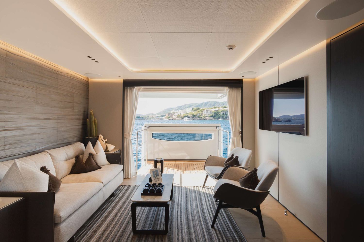 yacht-546923