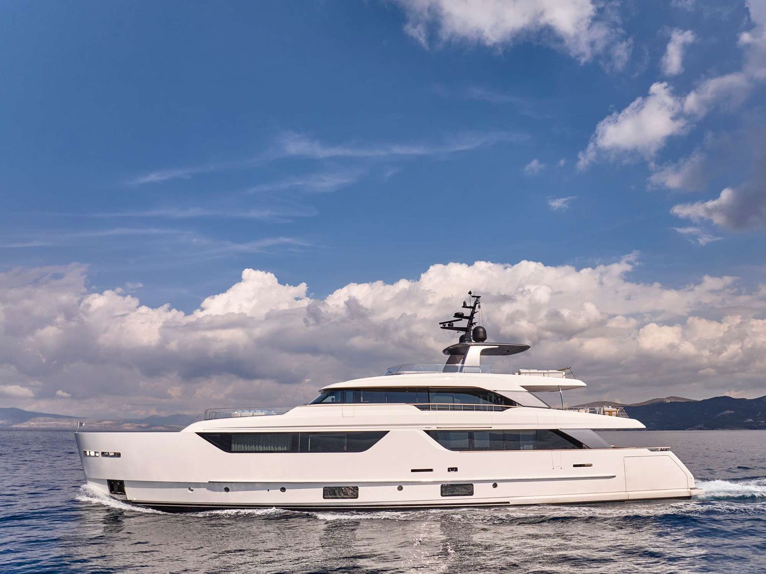 yacht-547106
