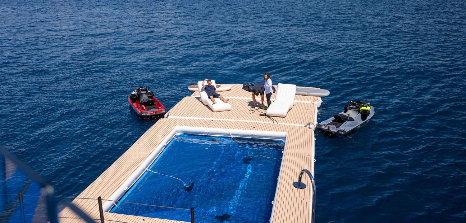 yacht-548998