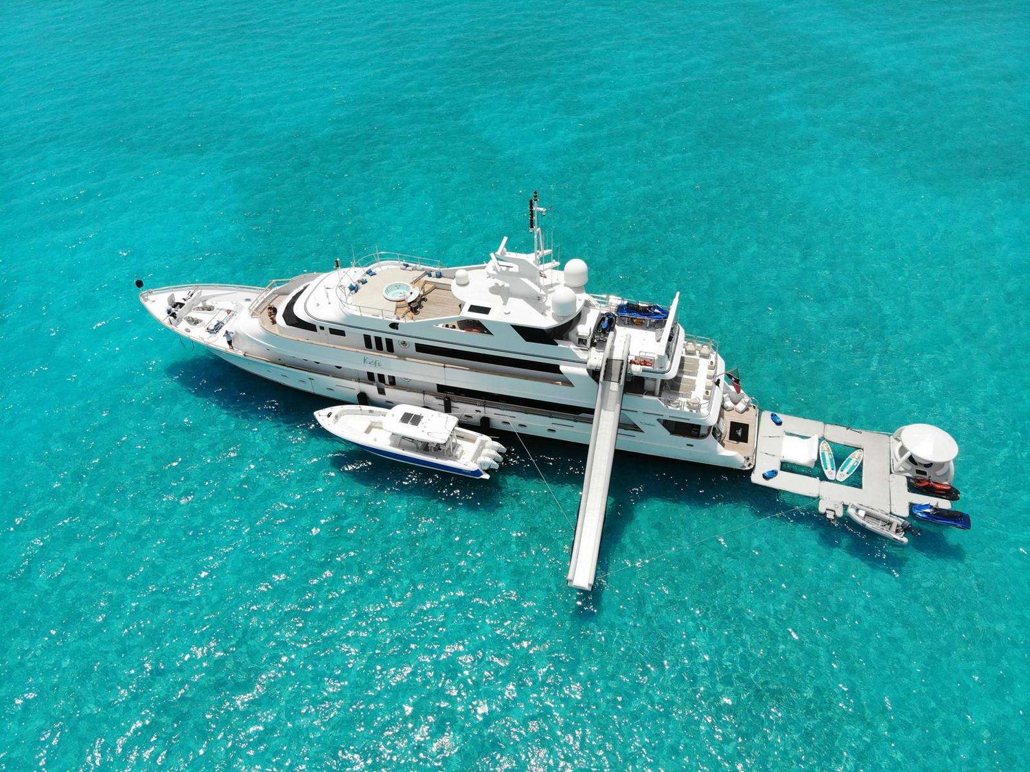 yacht-547131